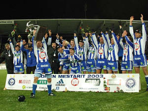 12696mestarit2003.jpg